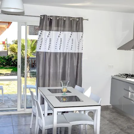 Апартаменты Les Brises De Mer.3 *